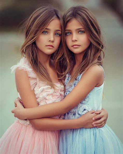 Mum Of Most Beautiful Twins In The World Stuns Followers With Age My