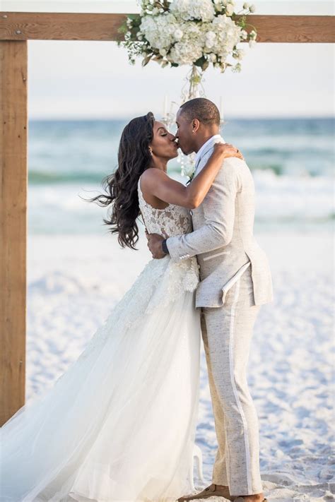 She is married to rodney blackstock. ESPN's Maria Taylor Reveals Wedding Photos and More ...