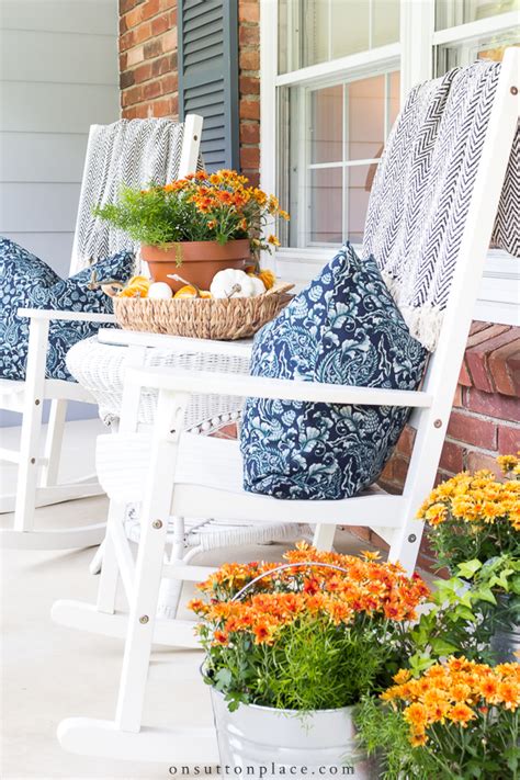 Spice up the patio with a stylish outdoor pillow. Outdoor Fall Decor For Your Porch | On Sutton Place
