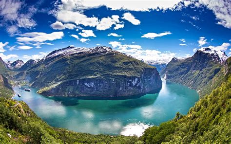 Geirangerfjord In A Nutshell Tour In Norway Unesco Fjords Fjord Tours