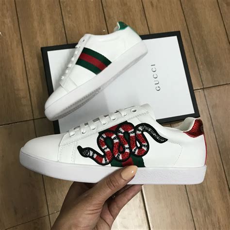 Los zapatos de mujer de gucci son increíblemente versátiles. Zapatos Gucci Casuales - Dama 2018 - $ 320.000 en Mercado ...