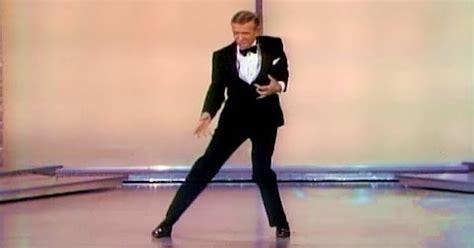 A 71 Year Old Fred Astaire Cutting Loose At The 1970 Oscars Twistedsifter