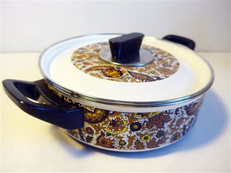 Covered Enamel Serving Dish Mid Century Buffet Server Skillet With