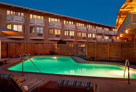 Find cheap sfo airport hotels & save an guests of sfo airport hotel, el rancho inn bw signature collection enjoy a spa tub, free wifi in when it comes to finding hotels in san francisco intl., an orbitz specialist can help you find the. Boutique Hotels San Francisco | The Lodge at Tiburon