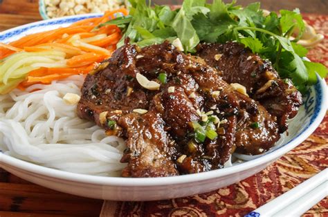 Jobs and occupations in vietnamese. Bún Thịt Nướng (Vietnamese Grilled Pork with Rice Noodles ...