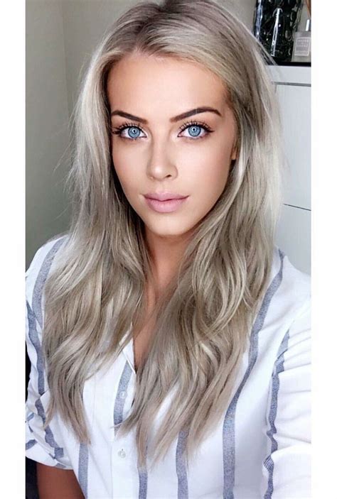 Stick to brown mascara since most of your features are pale—both your hair and skin, and the brown will blend beautifully with your eyes while still setting them off. Pin by NKT23 on CHLOE BOUCHER | Blonde hair makeup, Hair ...