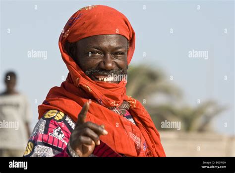 Senegalese Man Hi Res Stock Photography And Images Alamy