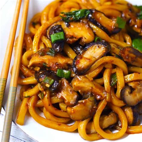 20 Minute Udon Noodle Stir Fry With Mushrooms Bowl Of Delicious