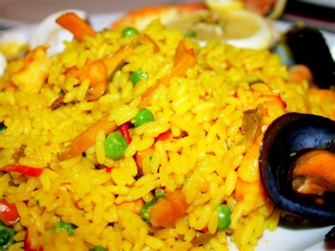 Maybe you would like to learn more about one of these? paella de marisco