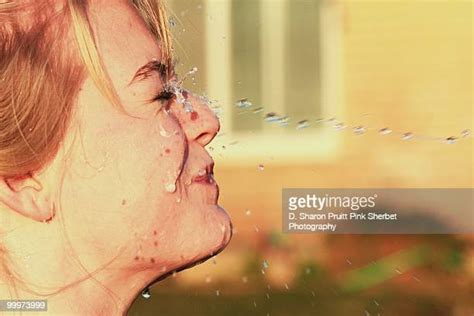 Girl Squirting ストックフォトと画像 Getty Images