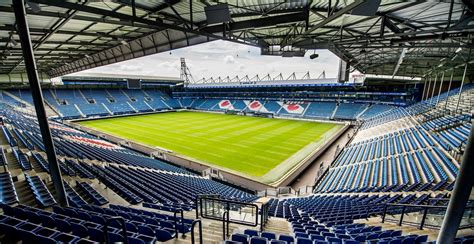 Abe lenstra stadion (dutch pronunciation: SC Heerenveen vs PSV Eindhoven at Abe Lenstra Stadion on ...