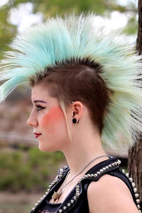 Mohawk Punk Hair Punk Rock Girls Punk Rock Fashion