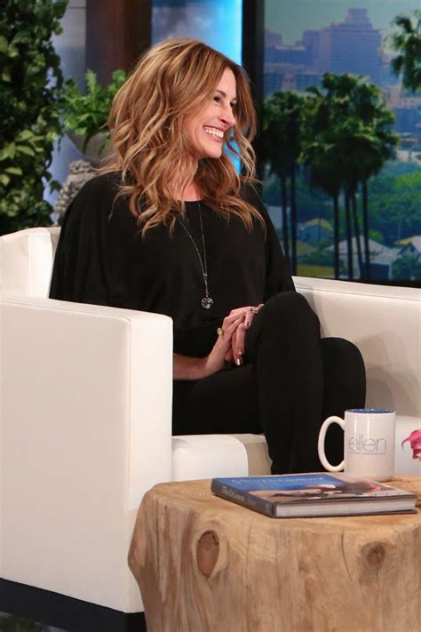 Julia Roberts Talks About What Its Really Like Going On Stage With