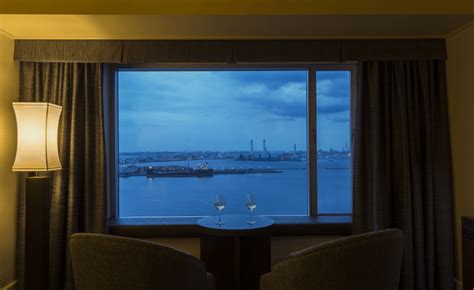 Guest Rooms Stays Luxury Hotel In Minatomirai Yokohama