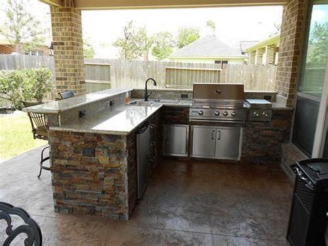 L Shaped Outdoor Grill With Bar Area ”outdoorkitchendesigns” Outdoor
