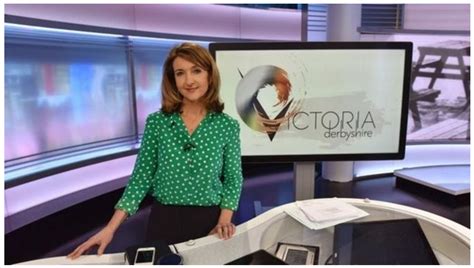 Victoria Derbyshire Bbc Presenter Reveals She Has Breast Cancer Metro News