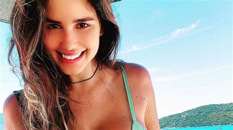 Francisca Undurraga encendió las redes con video en bikini FMDOS