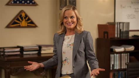 Moxie Amy Poehler To Direct Netflixs New Coming Of Age Film