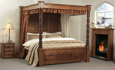 The four poster canopy bed transmit a romantic atmosphere, longed for by the youngest, who wanted a princess bed , as well as by the older ones who love to achieve this effect of tranquility and harmony. Top 10 Best Buy Canopy Bed Australia Comparison