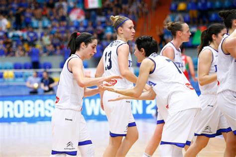Pool comense is the competition's most successful club with fifteen championships, followed by as vicenza with twelve and geas basket with seven, while pf schio and cras taranto have been the leading teams in recent years. Basket femminile, Qualificazioni Europei 2019: l'Italia ...