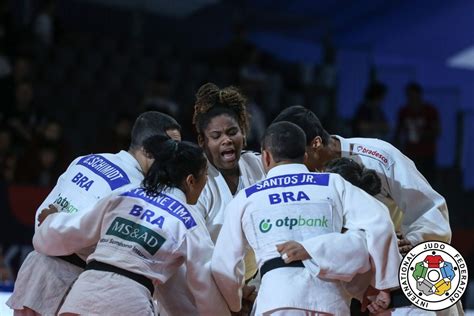 Judoinside News Brazilian Judoka Train In Coimbra