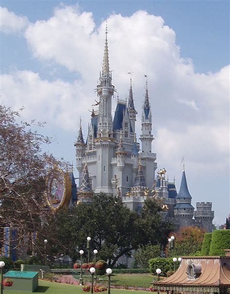 Filecinderella Castle At Walt Disney World In Florida Wikipedia
