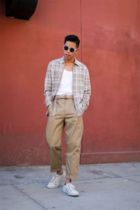 Mens High Waisted Pants Trend Street Style Mens Outfits Tan Jeans Mens Jeans Outfit Men
