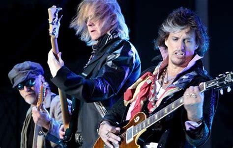 Aerosmith Still Rocking After 40 Years Photo 8 Pictures Cbs News