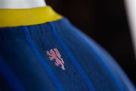 Find great deals on ebay for eintracht braunschweig. Eintracht Braunschweig 2020-21 Erima Away Kit | 20/21 Kits ...
