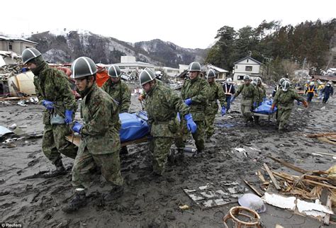 Япон улсад үерийн улмаас амиа алдсан хүмүүс 200 д хүрчээ