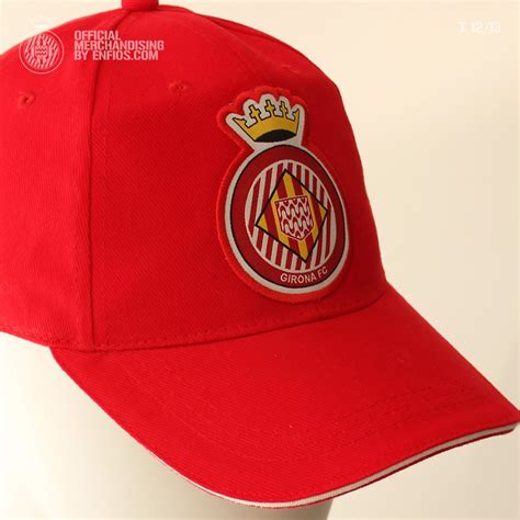 Hemos comparado una gran selección de productores en detalle y te presentamos todos los resultados de la prueba como lector aquí. Gorra Basic 1213 GFC. La gorra básica roja es una prenda ...