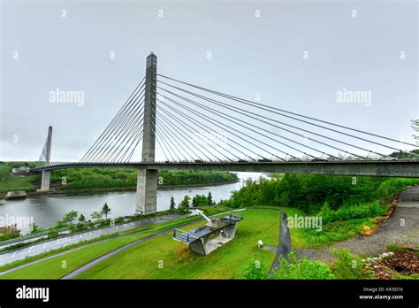 The Penobscot Narrows Bridge Is A 2120 Feet 646 M Long Cable Stayed