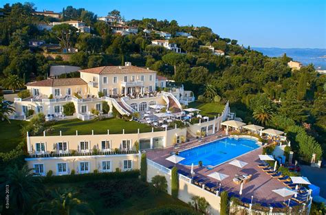 Bernard arnault compra acciones de lvmh, el nuevo grupo del sector del lujo producto de la fusión. Althoff Hotel Villa Belrose - The best luxury experience ...