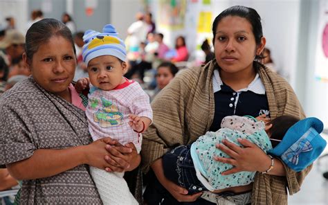 Bajo Acceso A Salud En Mujeres Indígenas Mejora En Sus Hijos América Latina Y El Caribe