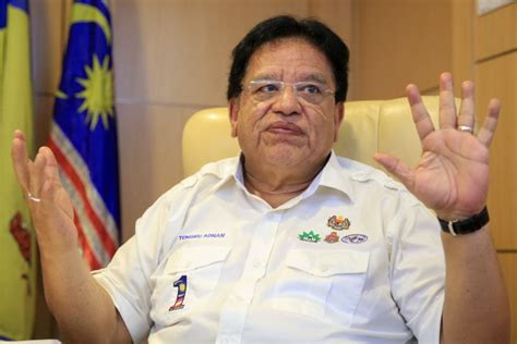 O oldu malezya federal bölgeler bakanı 2013'ten mayıs 2018'e kadar. Tengku Adnan Bidas MP Cheras Kelirukan Rakyat - MYNEWSHUB