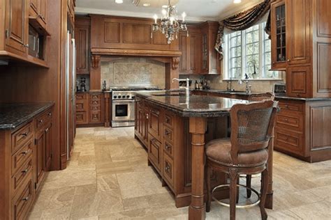 Goldenhome's production facility in xiamen is more than 200 thousand square meters, producing more than 7,000 cabinets per day. Kitchen Style Comparison: Modern Versus Traditional ...