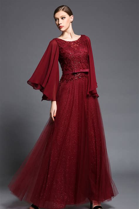 50% rayonne 50% lin tissu chic comme le lin mais doux, confortable et moins froissable que le 100% lin. Robe dos nu longue bordeaux à manche evasée - Persun.fr