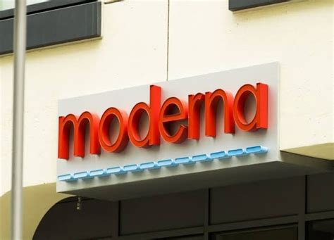 Some have favored vaccinating as many people as possible as quickly as possible, while. Moderna sets Coronavirus Vaccine price at $31-37 per dose ...