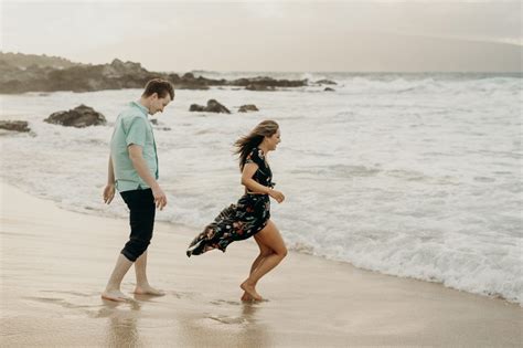 Erin Guy Ironwood Beach Hawaii Destination Engagement Session