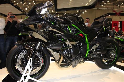 2015 kawasaki ninja h2r key features: Kawasaki Ninja H2R 2015 Motorrad Fotos & Motorrad Bilder