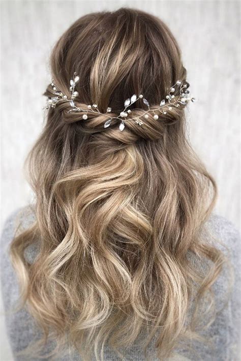 22 Bridesmaids Straight Hairstyles Hairstyle Catalog