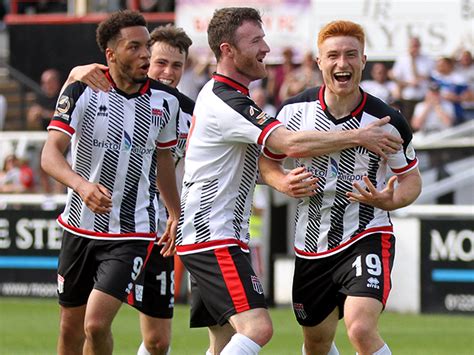 Bath City Fc Smith Strike Downs Oxford And Secures Play Off Place