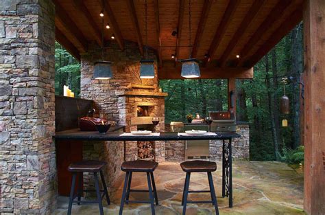 20 Spectacular Outdoor Kitchens With Bars For Entertaining