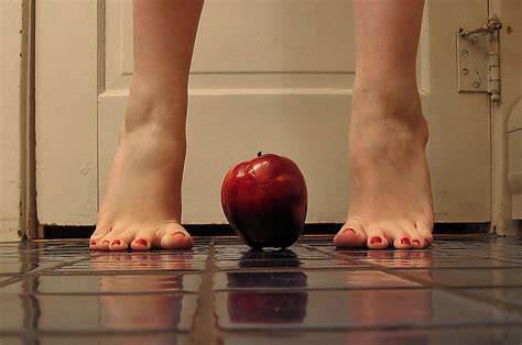 Red Toes Red Apple 9 By Pies Toes N Soles On Deviantart