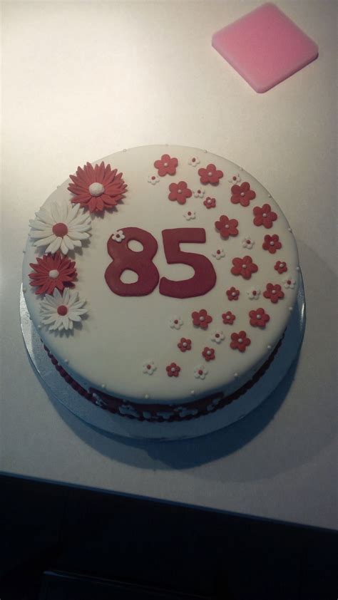 85th Birthday Fondant Cake Cake Cake Decorating Fondant Cake