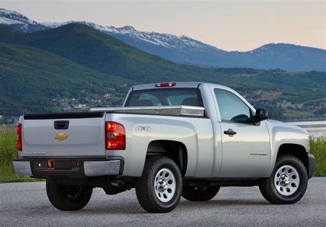 For 2012, the sierra and silverado 1500 received another refresh. Chevrolet Silverado 2012 - fixcars - Cars News Reviews New ...