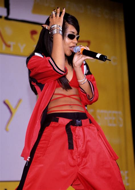 12 Throwback Photos Of Aaliyahs Iconic Style Essence