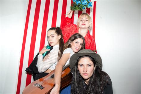 Hinds Review Gorilla Manchester An Infectious Mood Of Fun And