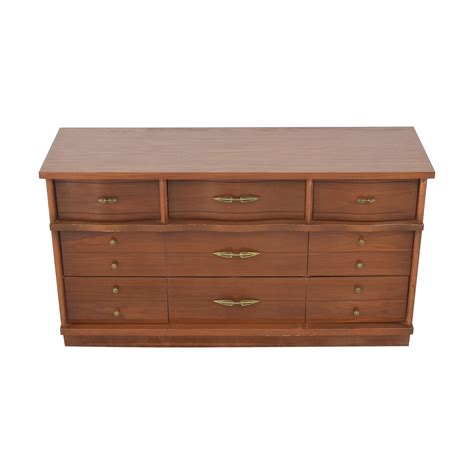 69 Off Ward Furniture Ward Furniture Vintage Nine Drawer Dresser