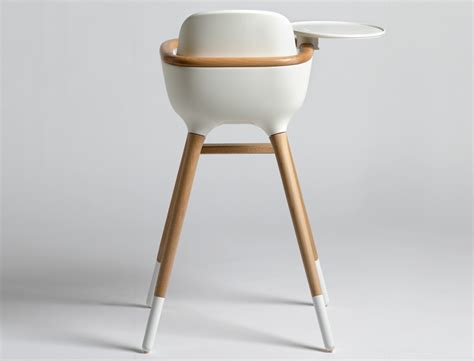 Parents voted these high chairs the best of 2021. Minimalist Stylish High Chair For Kids | DigsDigs